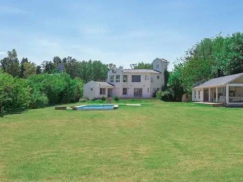 Casa en Alquiler en Ezeiza, USD 1.300