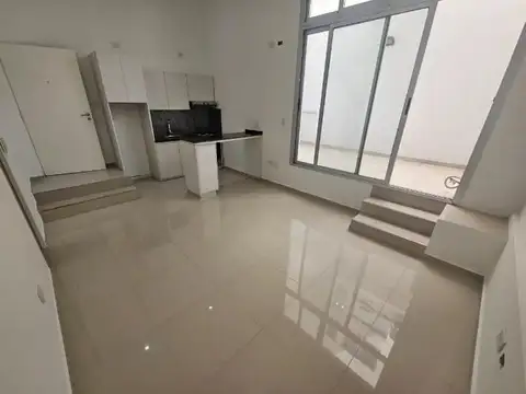 Jujuy 3300, Piso PB
