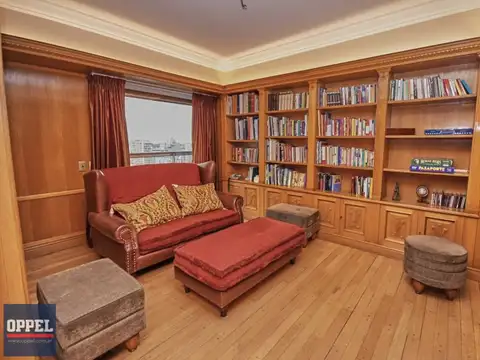 Departamento en Venta con 3 cocheras