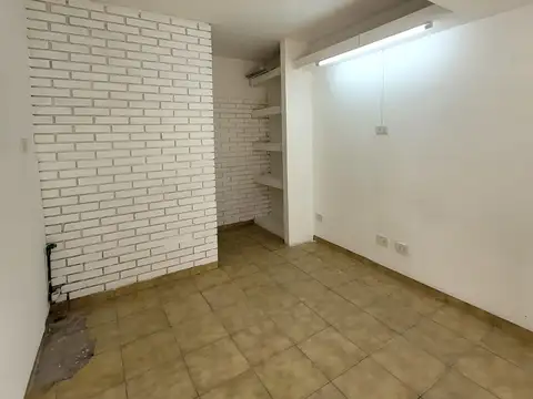 Local en Alquiler en Pichincha, $ 450.000