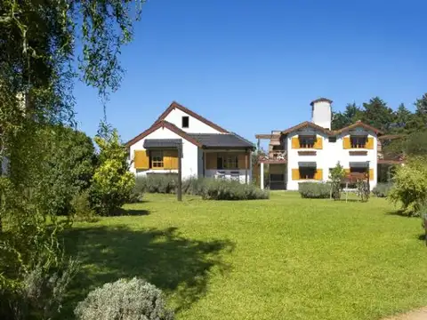 VENTA COMPLEJO CABAÑAS EN VILLA GENERAL BELGRANO