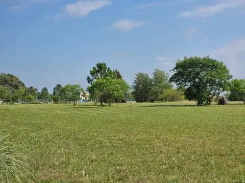 Terreno en Venta en Medal Country club, USD 55.000