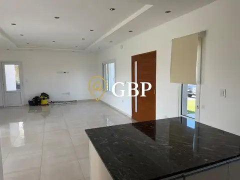 Casa en venta en Canning Barrio Santa Ines