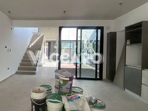 Casa 4 ambientes con 3 baños