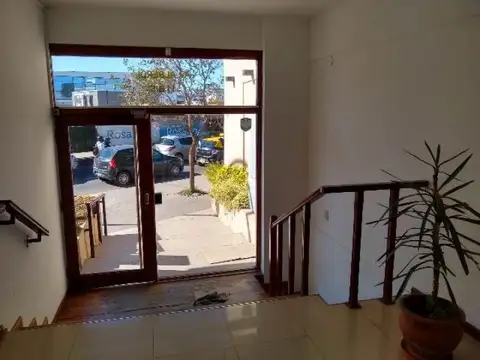 Albredi 511 , Piso 1