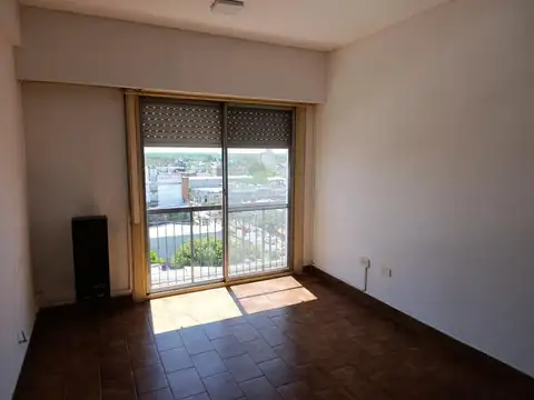 Departamento en Alquiler en Campana, $ 680.000