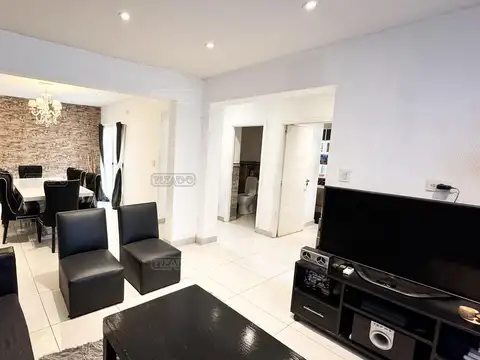 Casa 4 ambientes con 3 baños