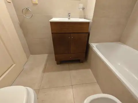 Departamento en Alquiler en Villa del Parque, $ 700.000