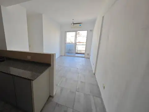 Depto 2 AMB balcón frente Amenities villa d parque