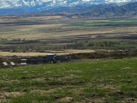 Terreno en Venta en La Carrera, USD 110.000