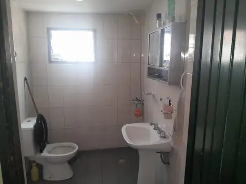 Local en Alquiler Via Púb.