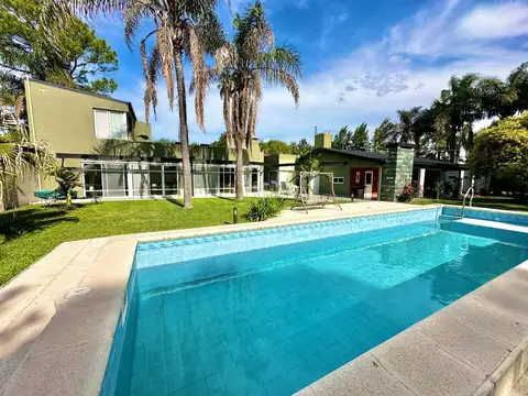 SE VENDE CASA EN LA TATENGUITA