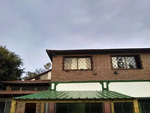 Oficina en Venta con 2 cocheras