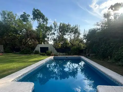 Casa 6 ambientes con 3 baños