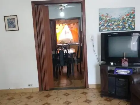 Villa Bonich. Casa 3 ambientes en lote propio de 10 x 23 met