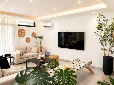 Casa en Venta en El Cantón - Norte, USD 434.999