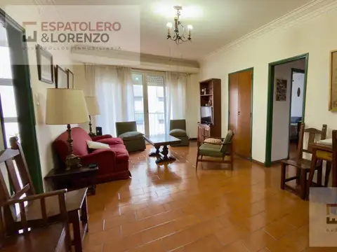 Departamento 3 ambientes con dependencia y balcón  - Av. Colón 1400 - Mar del Plata