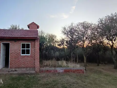 Casa 2 ambientes con 1 baño