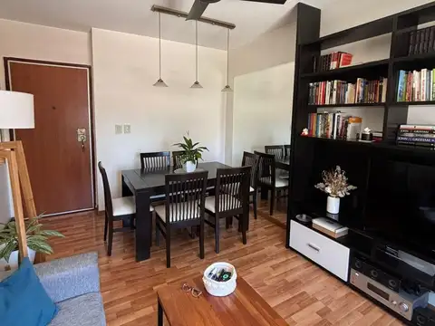 Departamento en venta – Hipólito Yrigoyen 2100 de 3 ambientes, súper luminoso, orientación norte