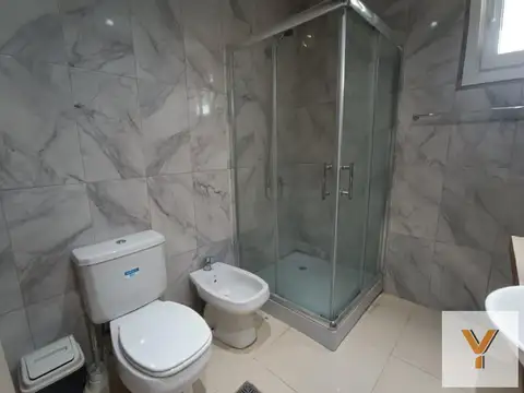 Casa 4 ambientes con 3 baños