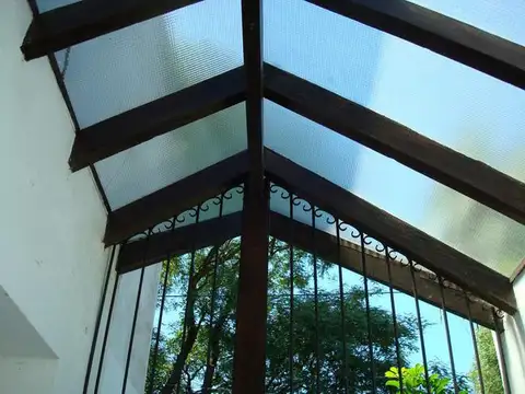 Uruguay 271 - Punta Chica - Excelente ubicación