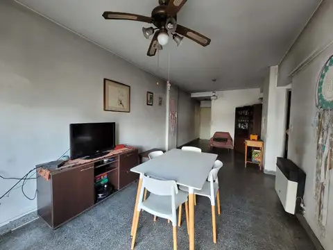 Departamento 4 ambientes con 2 baños