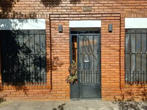 Depto Tipo Casa en Venta con 1 cocheras
