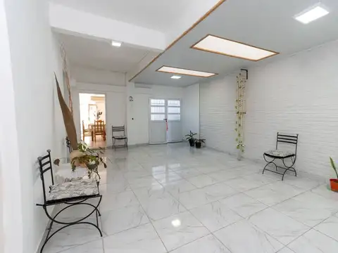 Casa en Venta 2 Dormitorios Cochera y Patio