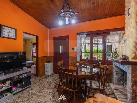 Casa 4 ambientes con 1 baño