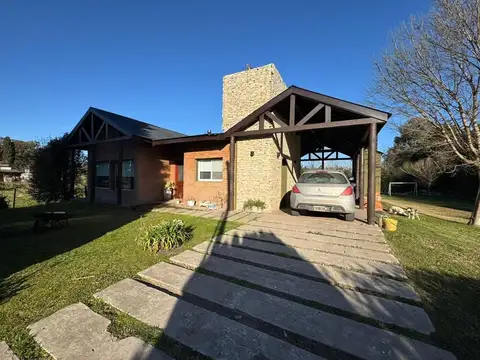 VENTA CASA 4 AMB C/ PILETA EXALTACION DE LA CRUZ