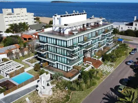 Venta Exclusiva En Edificio Rambla 24, Maldonado