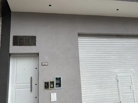 Departamento 3 ambientes con doble balcon  (Reciclado)