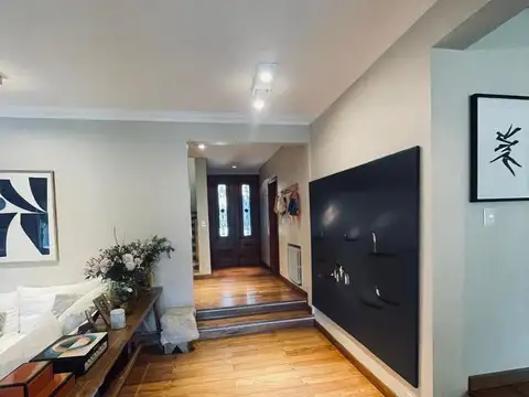 Casa en Alquiler en Punta Chica, USD 7.400