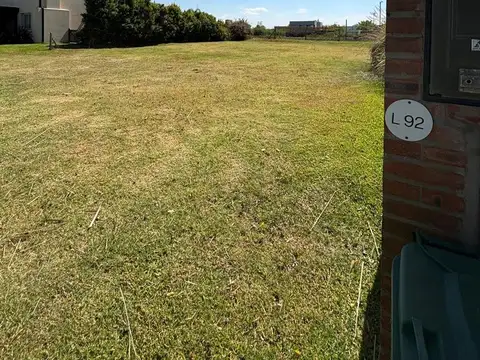 VENTA TERRENO / LOTE EN BARRIO PUERTOS ESCOBAR