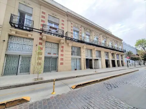 Oportunidad! Departamento de 2 Ambientes con Terraza Propia