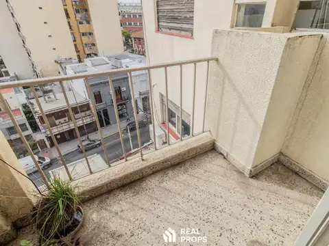 Avenida Angel Gallardo 600