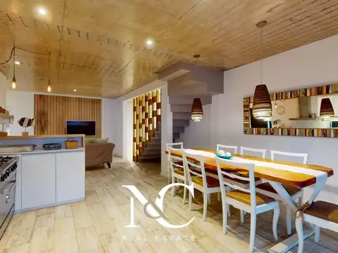 Depto Tipo Casa en Venta de 4 ambientes