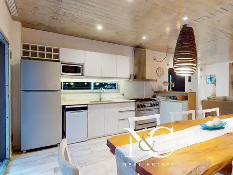 Depto Tipo Casa en Venta con 2 cocheras