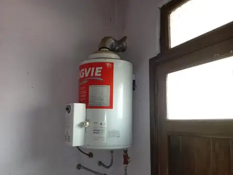 CASA EN ALQUILER EN EXCELENTE UBICACION