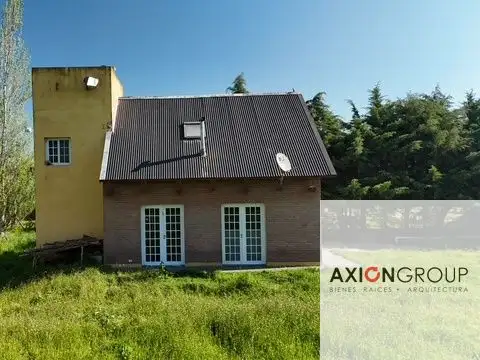 Casa en Alquiler con 1 cochera