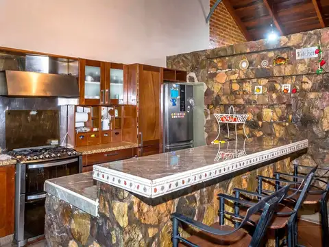 Casa en Venta en La Lucinda, USD 295.000