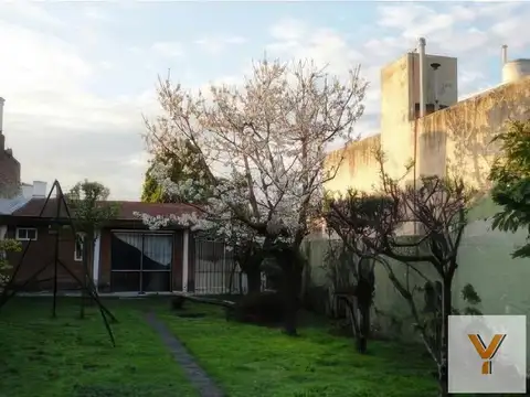 Coronel Lynch y Avenida Manuel Belgrano