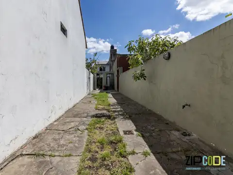 Depto Tipo Casa en Venta en Castelar Sur, USD 95.000
