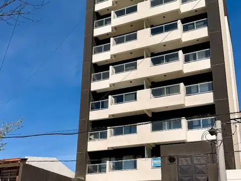 VENTA DPTO 1 DORM C/ COCHERA CIPOLLETTI