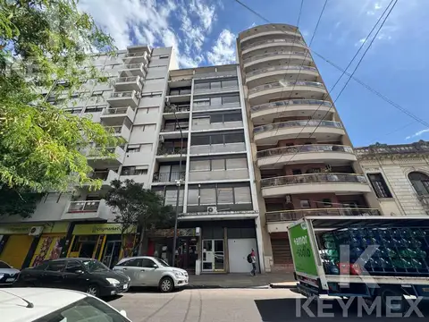 Oficina en venta | 3 ambientes | un baño | zona Tribunales | La Plata