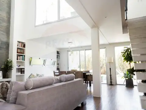 Casa 5 ambientes con 3 baños