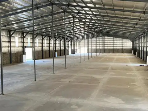 Alquiler 4640 mts cubiertos totales Nave industrial / logistica Cat 3 Poligono industrial Spegazzini