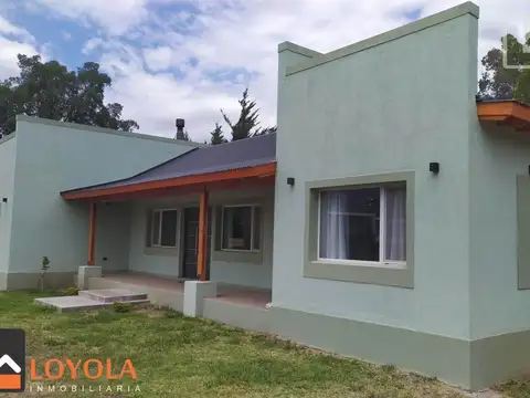 Casa en Venta con 3 cocheras