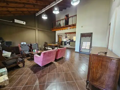 Venta casa quint 4 amb. c/pileta  parque impecable