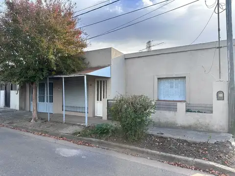 VENTA CASA GENERAL ROJO AMPLIO TERRENO